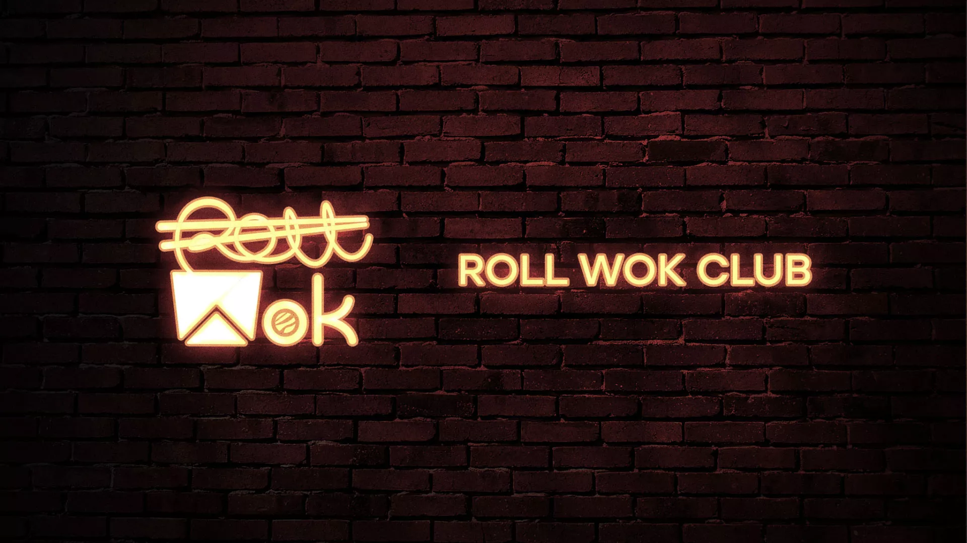 Разработка логотипа суши-бара «Roll Wok Club» в Нолинске